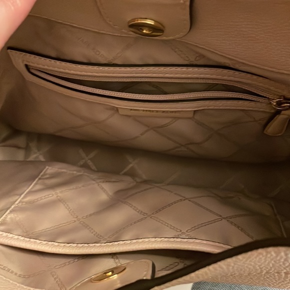 Blush pink Michael Kors purse - Picture 4 of 12